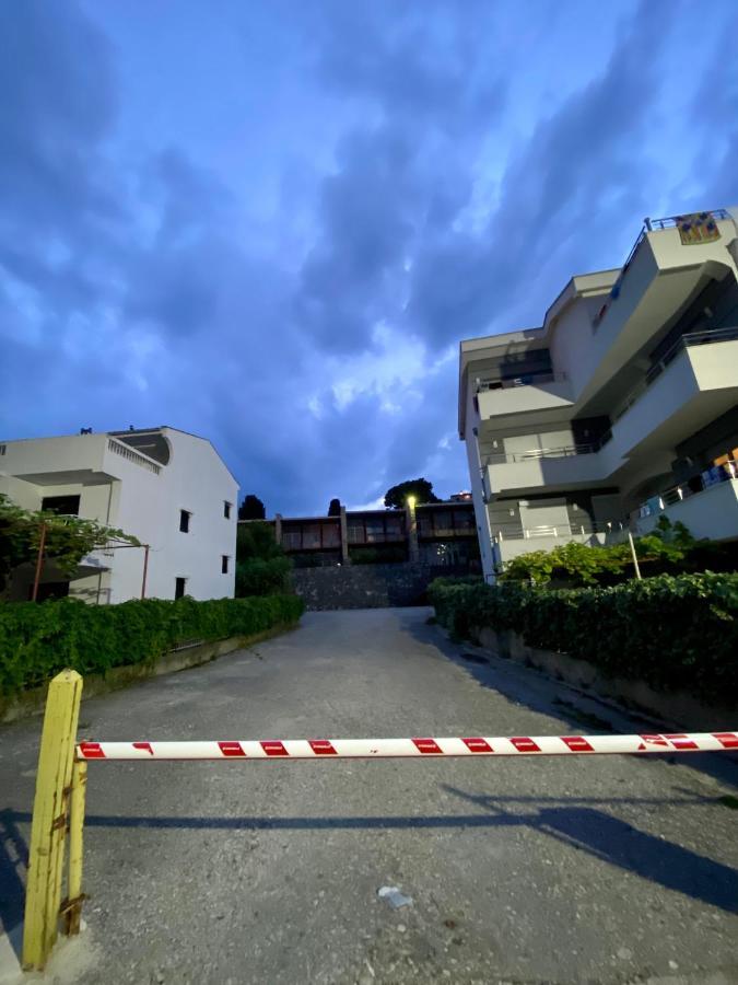 Mala Plaza Apartments Ulcinj Exterior photo