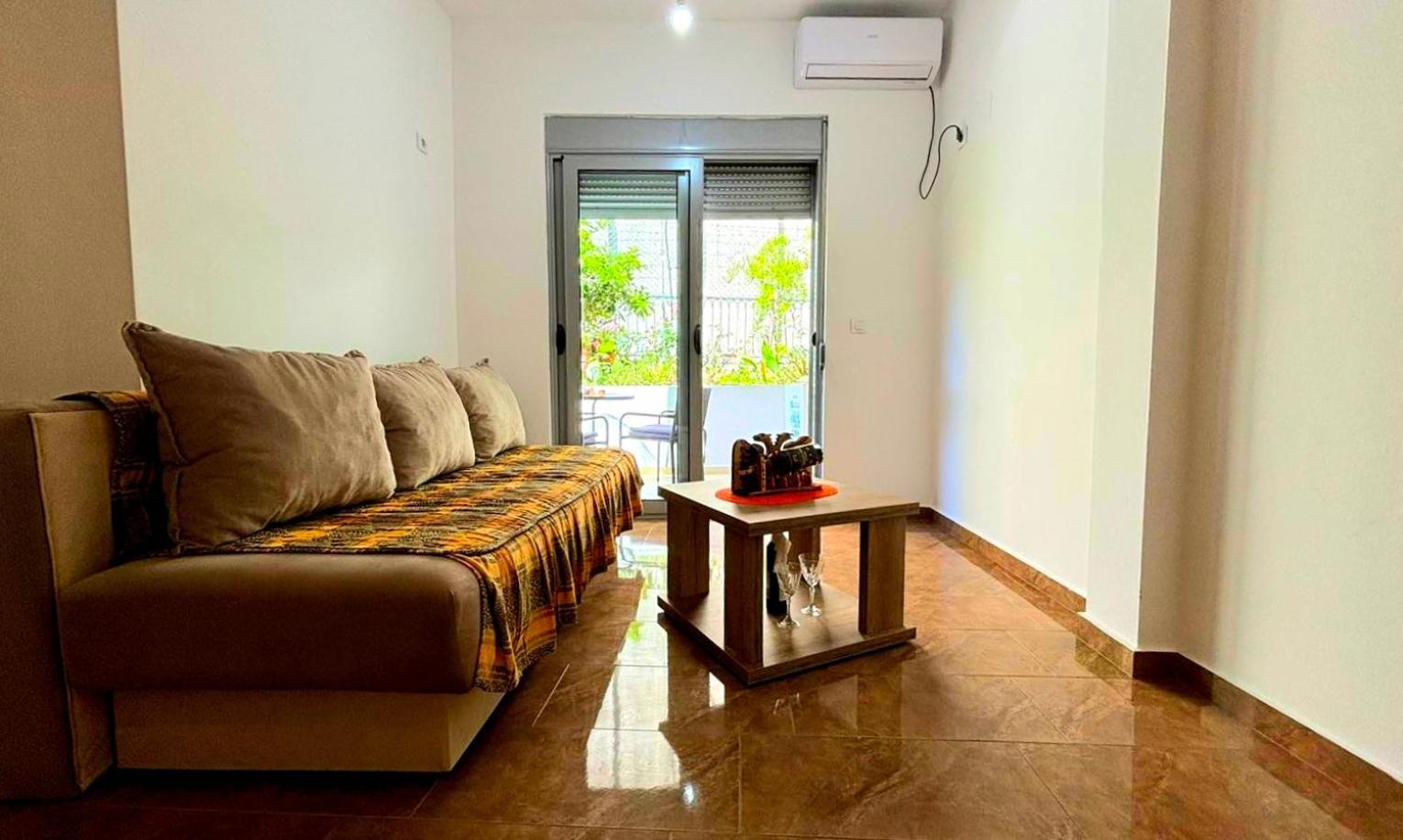 Mala Plaza Apartments Ulcinj Exterior photo