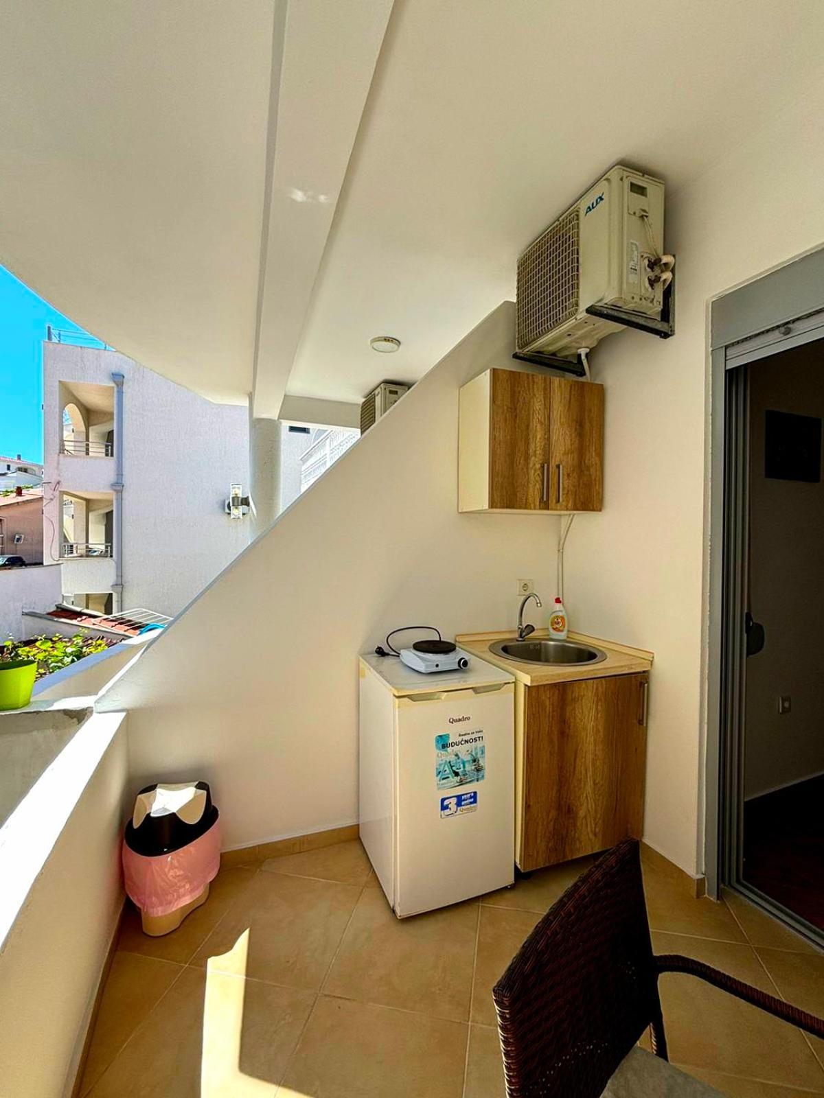 Mala Plaza Apartments Ulcinj Exterior photo